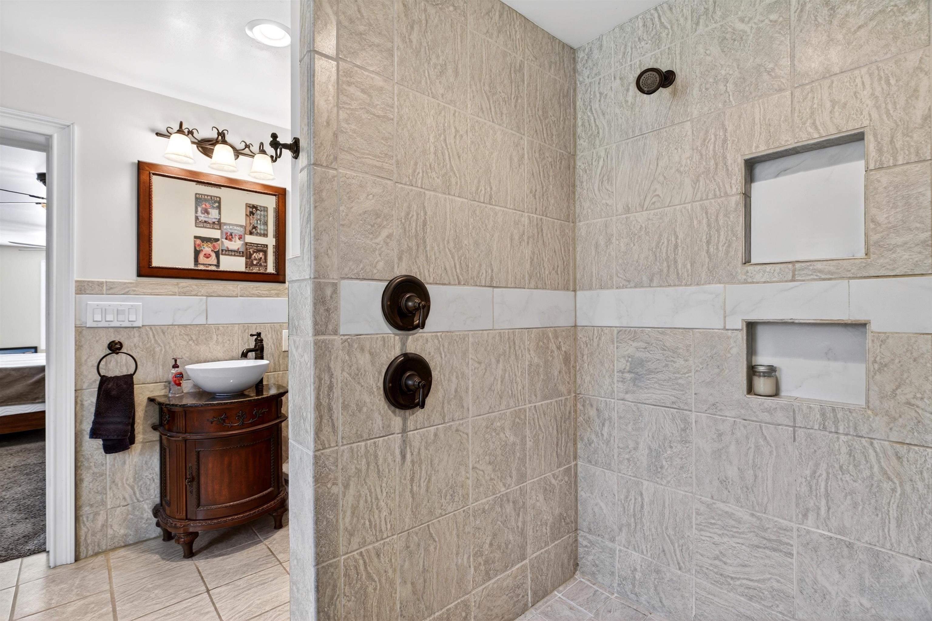 22 OAK RIDGE LN, STAUNTON, Virginia 24401, 2 Bedrooms Bedrooms, ,2 BathroomsBathrooms,Residential,22 OAK RIDGE LN,675602 MLS # 675602