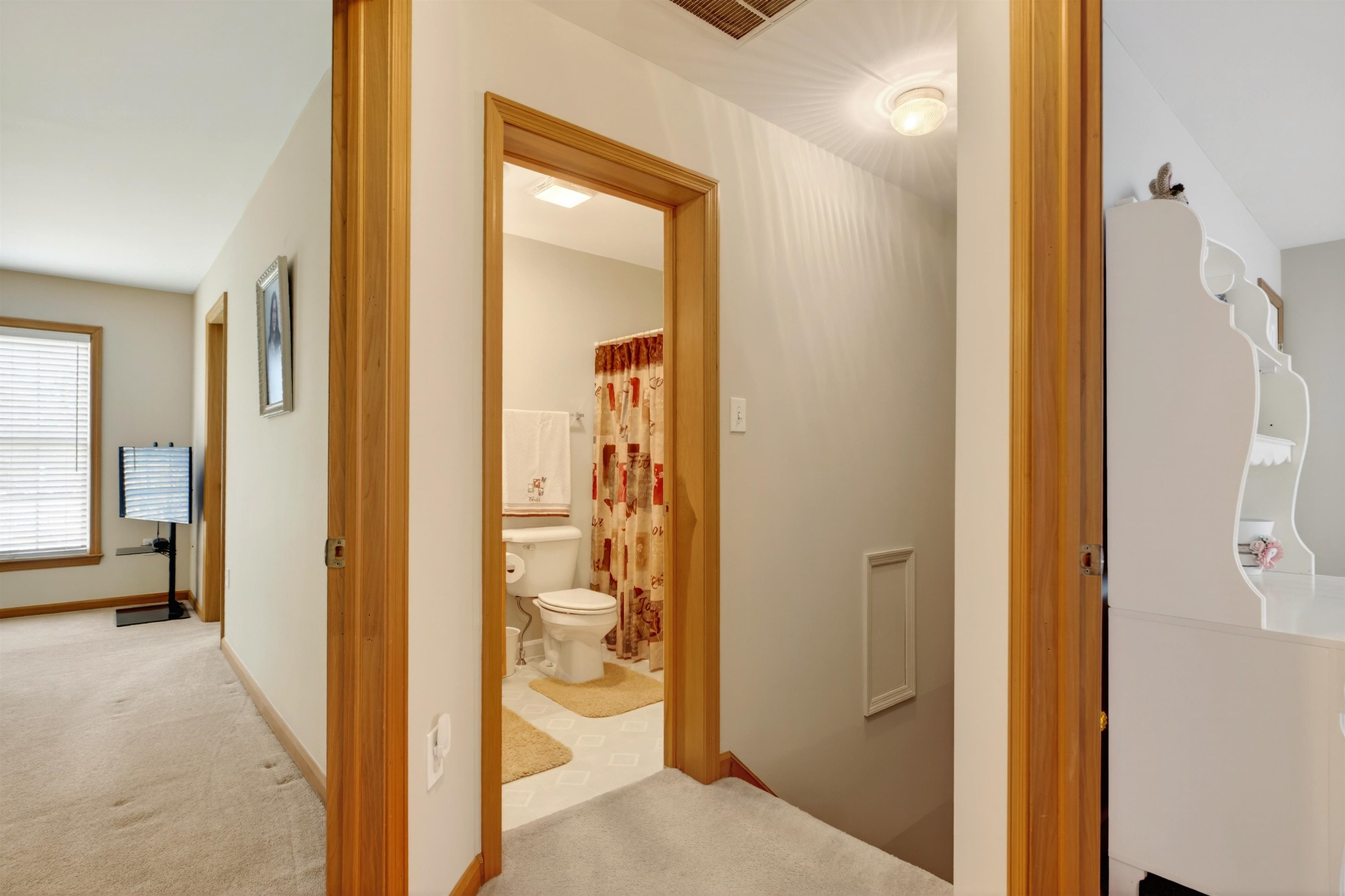 97 LAUREL OAK LN, GROTTOES, Virginia 24441, 3 Bedrooms Bedrooms, ,2 BathroomsBathrooms,Residential,97 LAUREL OAK LN,675607 MLS # 675607