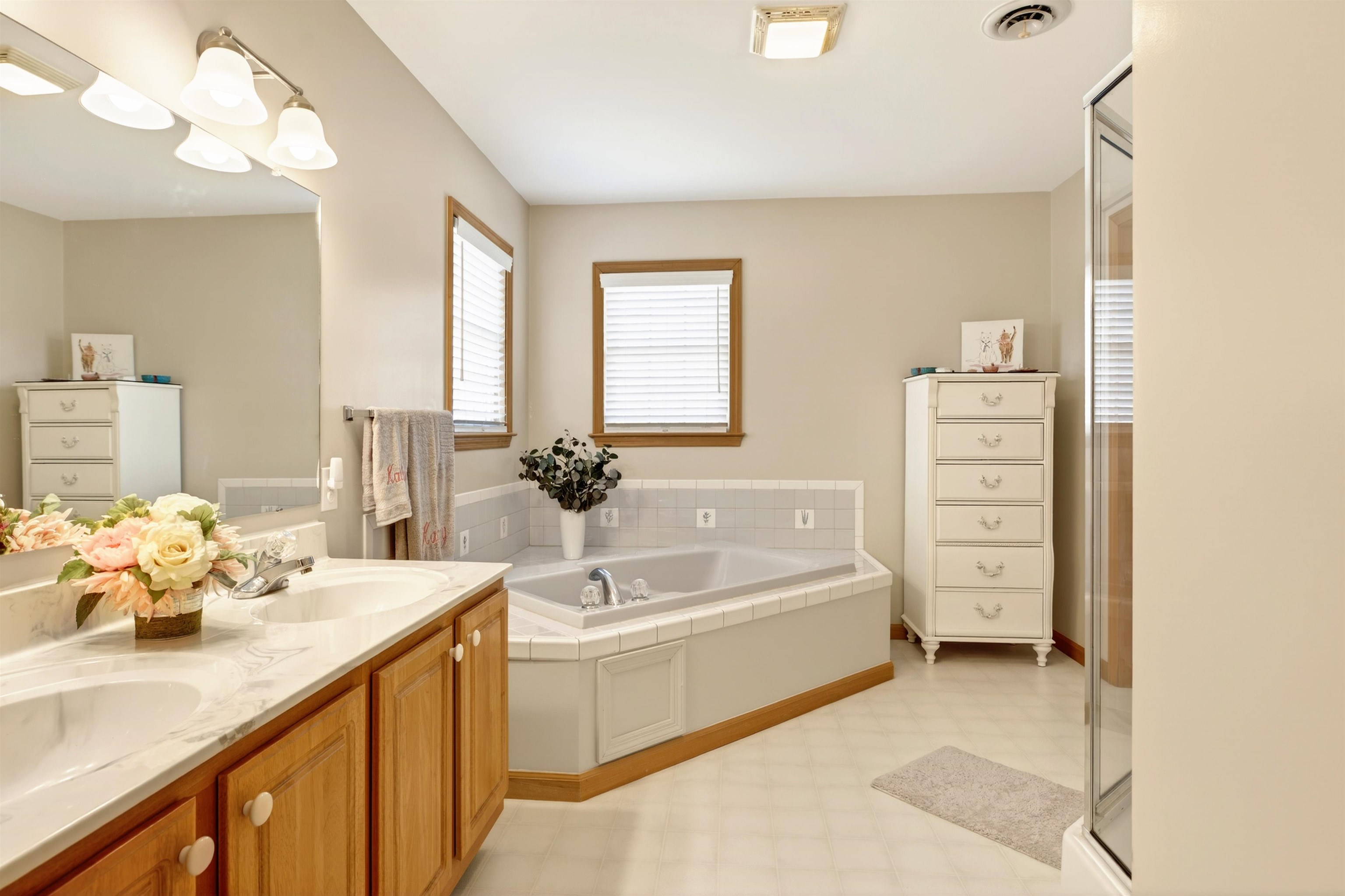 97 LAUREL OAK LN, GROTTOES, Virginia 24441, 3 Bedrooms Bedrooms, ,2 BathroomsBathrooms,Residential,97 LAUREL OAK LN,675607 MLS # 675607