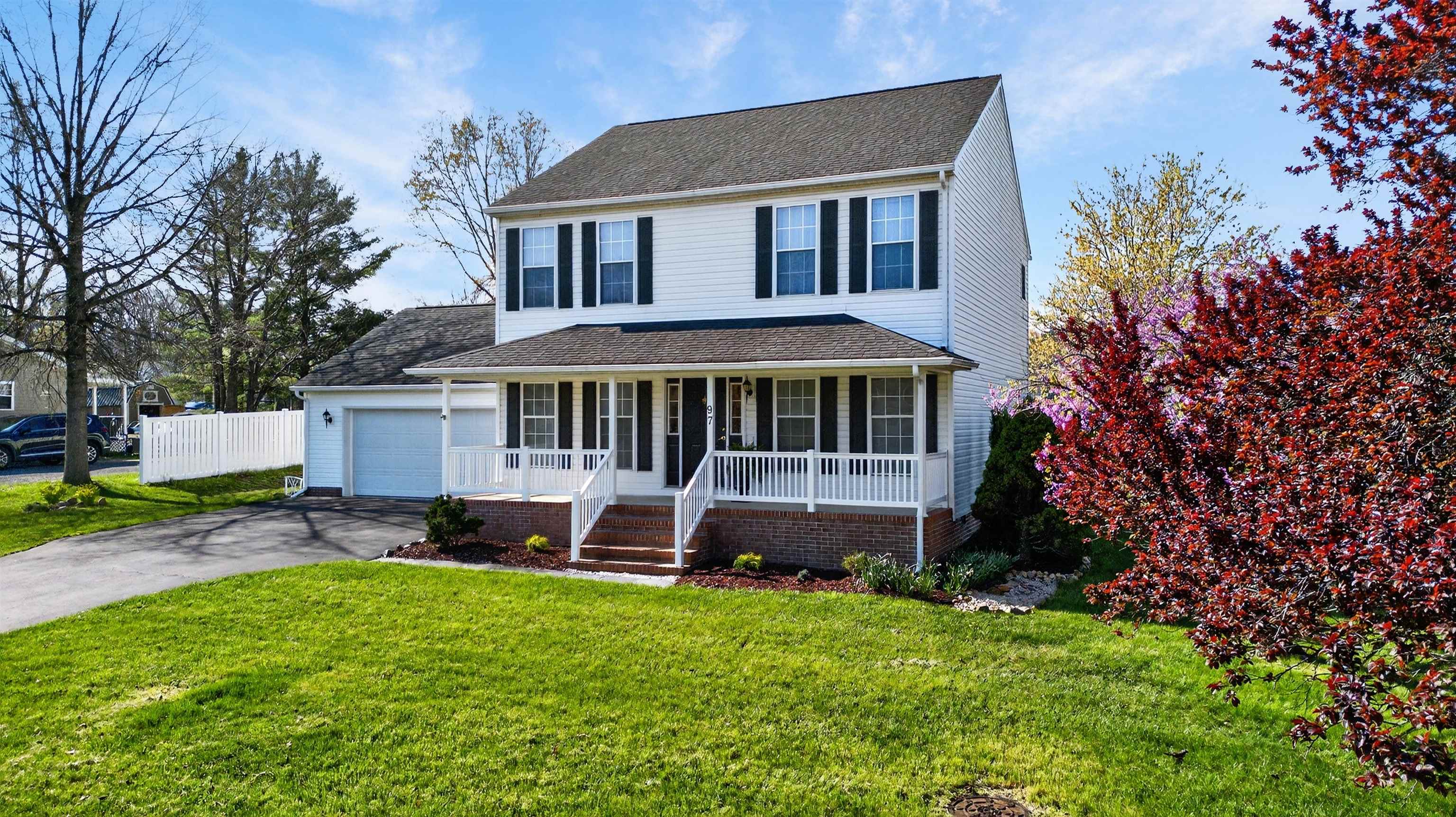 97 LAUREL OAK LN, GROTTOES, Virginia 24441, 3 Bedrooms Bedrooms, ,2 BathroomsBathrooms,Residential,97 LAUREL OAK LN,675607 MLS # 675607