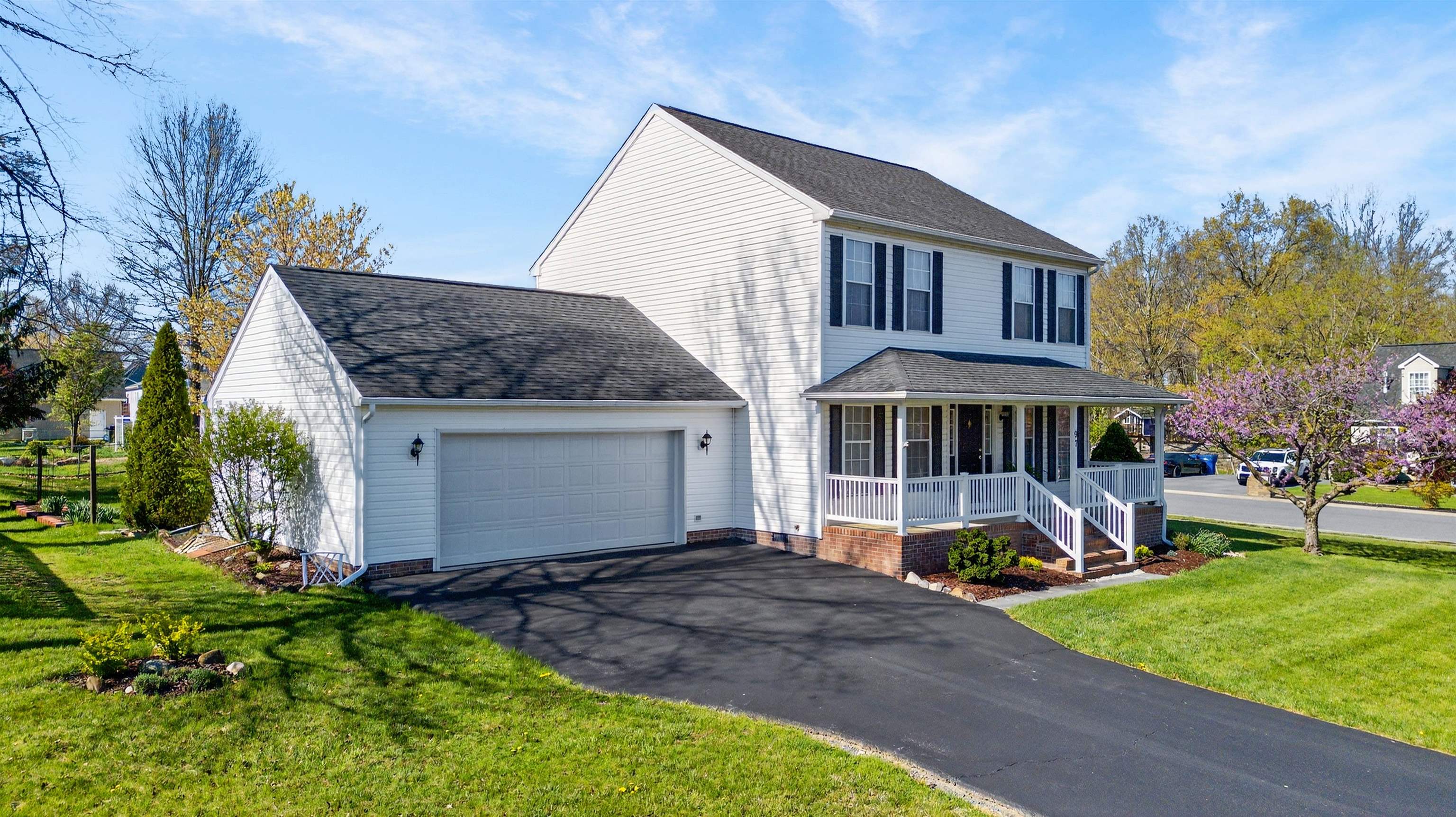 97 LAUREL OAK LN, GROTTOES, Virginia 24441, 3 Bedrooms Bedrooms, ,2 BathroomsBathrooms,Residential,97 LAUREL OAK LN,675607 MLS # 675607