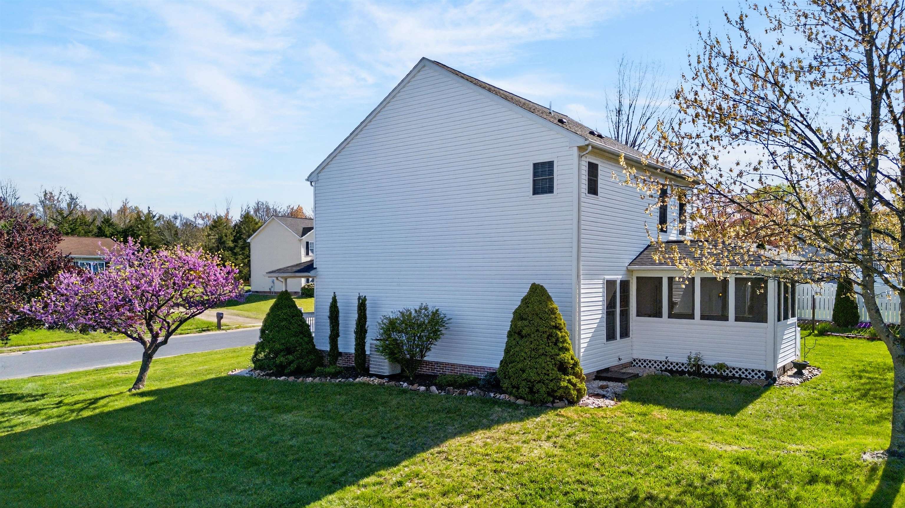 97 LAUREL OAK LN, GROTTOES, Virginia 24441, 3 Bedrooms Bedrooms, ,2 BathroomsBathrooms,Residential,97 LAUREL OAK LN,675607 MLS # 675607