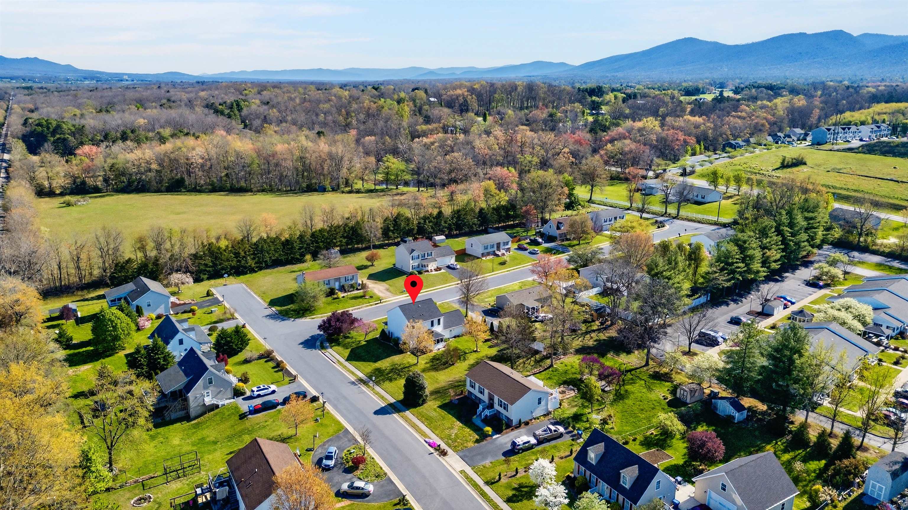 97 LAUREL OAK LN, GROTTOES, Virginia 24441, 3 Bedrooms Bedrooms, ,2 BathroomsBathrooms,Residential,97 LAUREL OAK LN,675607 MLS # 675607