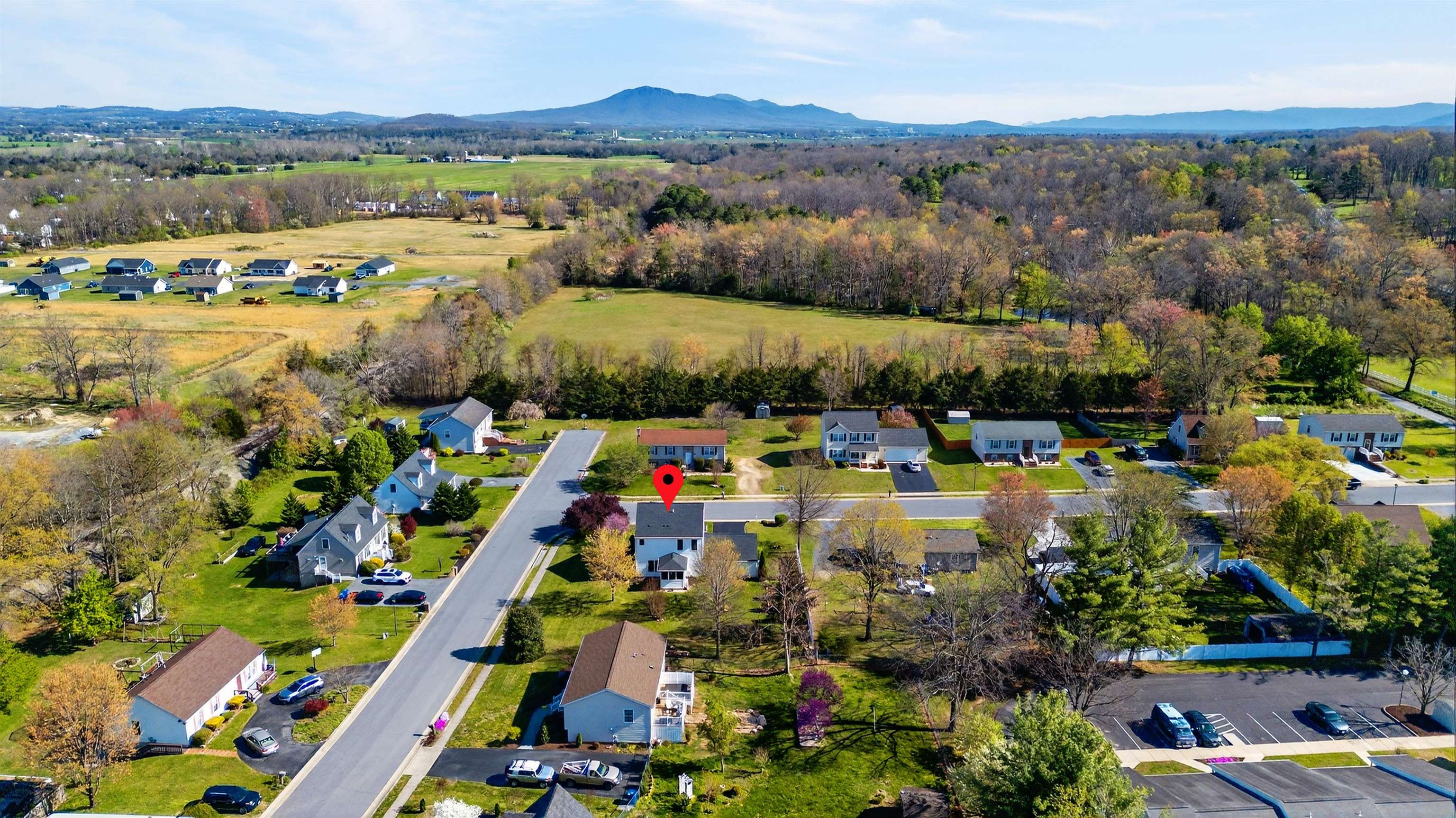 97 LAUREL OAK LN, GROTTOES, Virginia 24441, 3 Bedrooms Bedrooms, ,2 BathroomsBathrooms,Residential,97 LAUREL OAK LN,675607 MLS # 675607