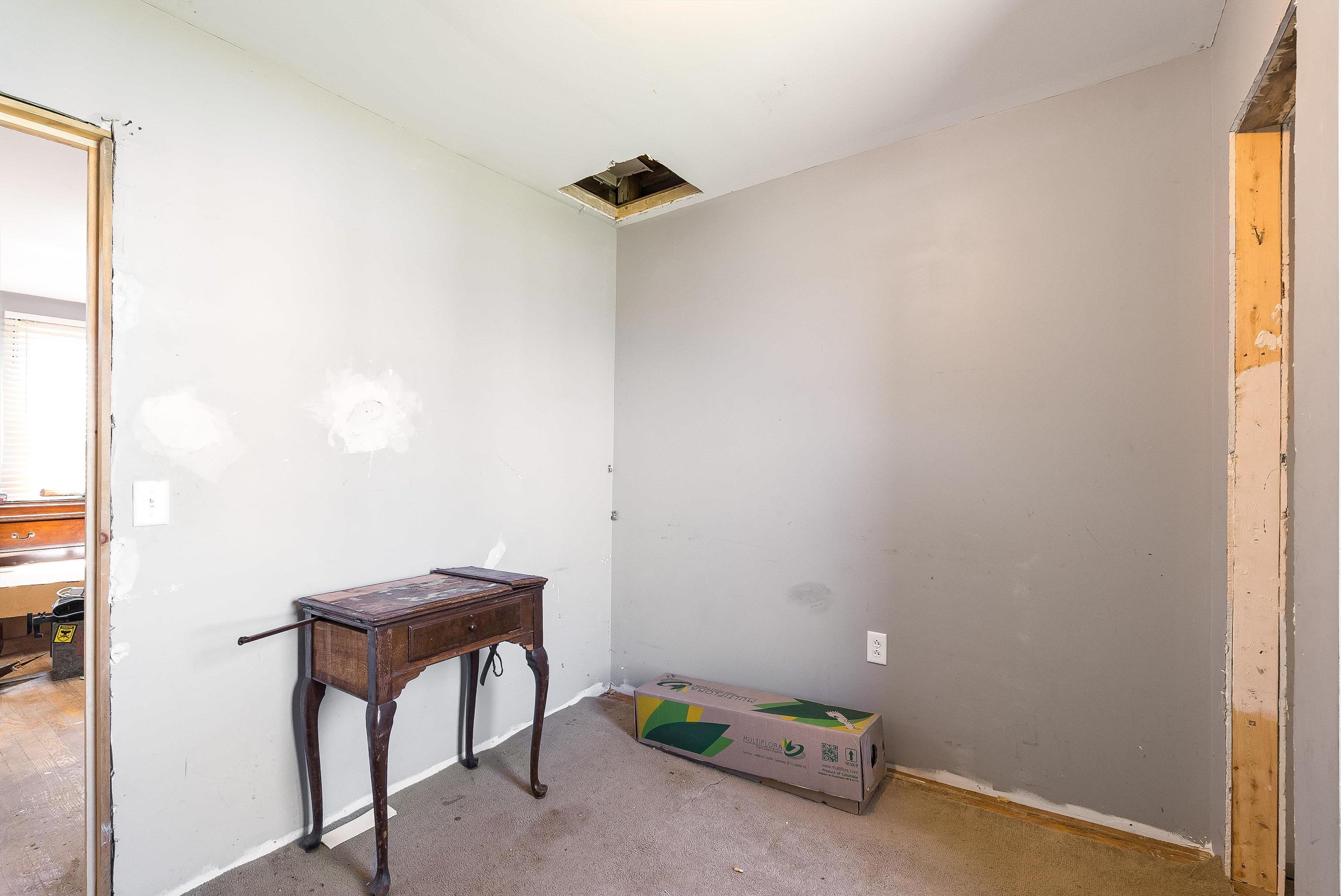 505 EIGHTH ST, SHENANDOAH, Virginia 22849, 2 Bedrooms Bedrooms, ,1 BathroomBathrooms,Residential,505 EIGHTH ST,675609 MLS # 675609