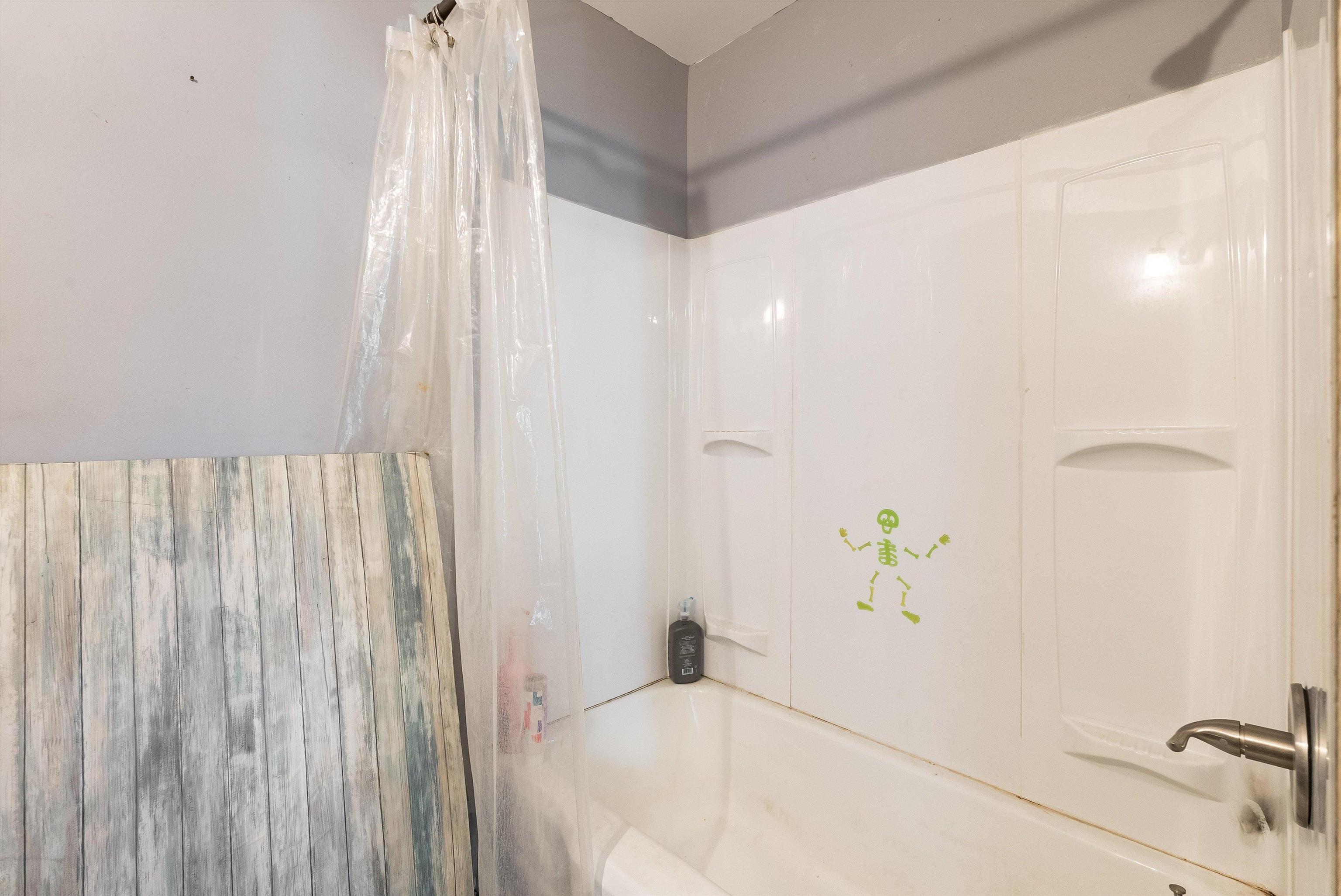 505 EIGHTH ST, SHENANDOAH, Virginia 22849, 2 Bedrooms Bedrooms, ,1 BathroomBathrooms,Residential,505 EIGHTH ST,675609 MLS # 675609