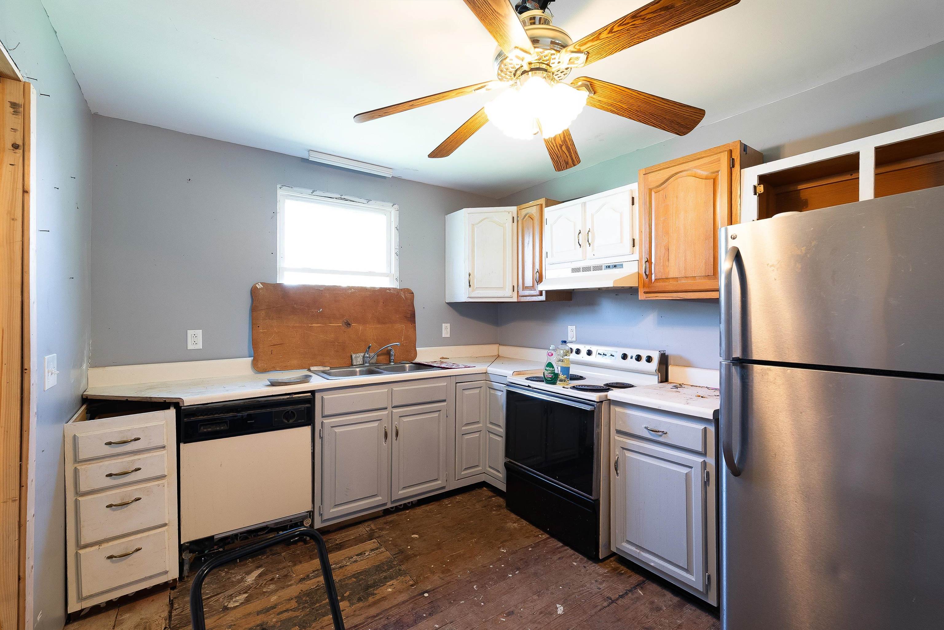 505 EIGHTH ST, SHENANDOAH, Virginia 22849, 2 Bedrooms Bedrooms, ,1 BathroomBathrooms,Residential,505 EIGHTH ST,675609 MLS # 675609