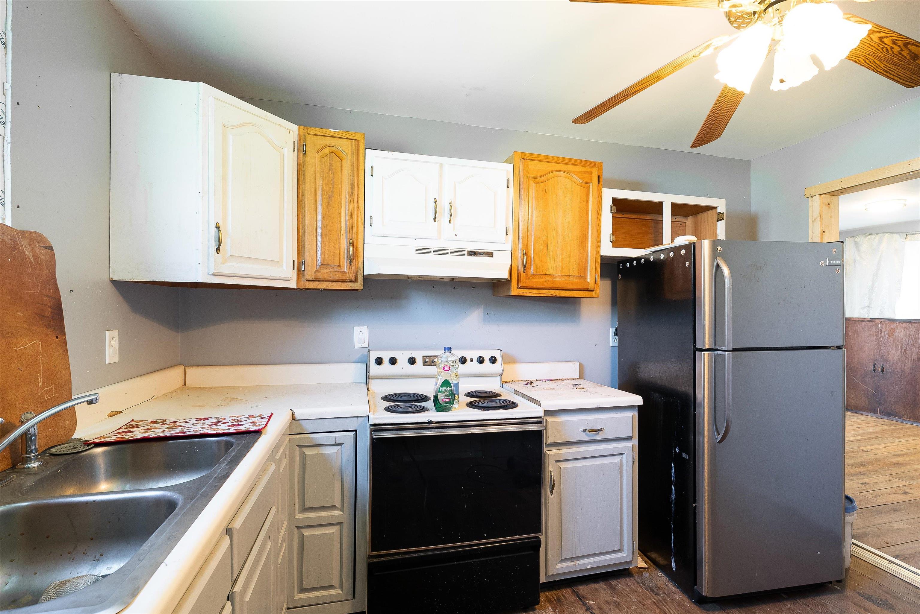 505 EIGHTH ST, SHENANDOAH, Virginia 22849, 2 Bedrooms Bedrooms, ,1 BathroomBathrooms,Residential,505 EIGHTH ST,675609 MLS # 675609