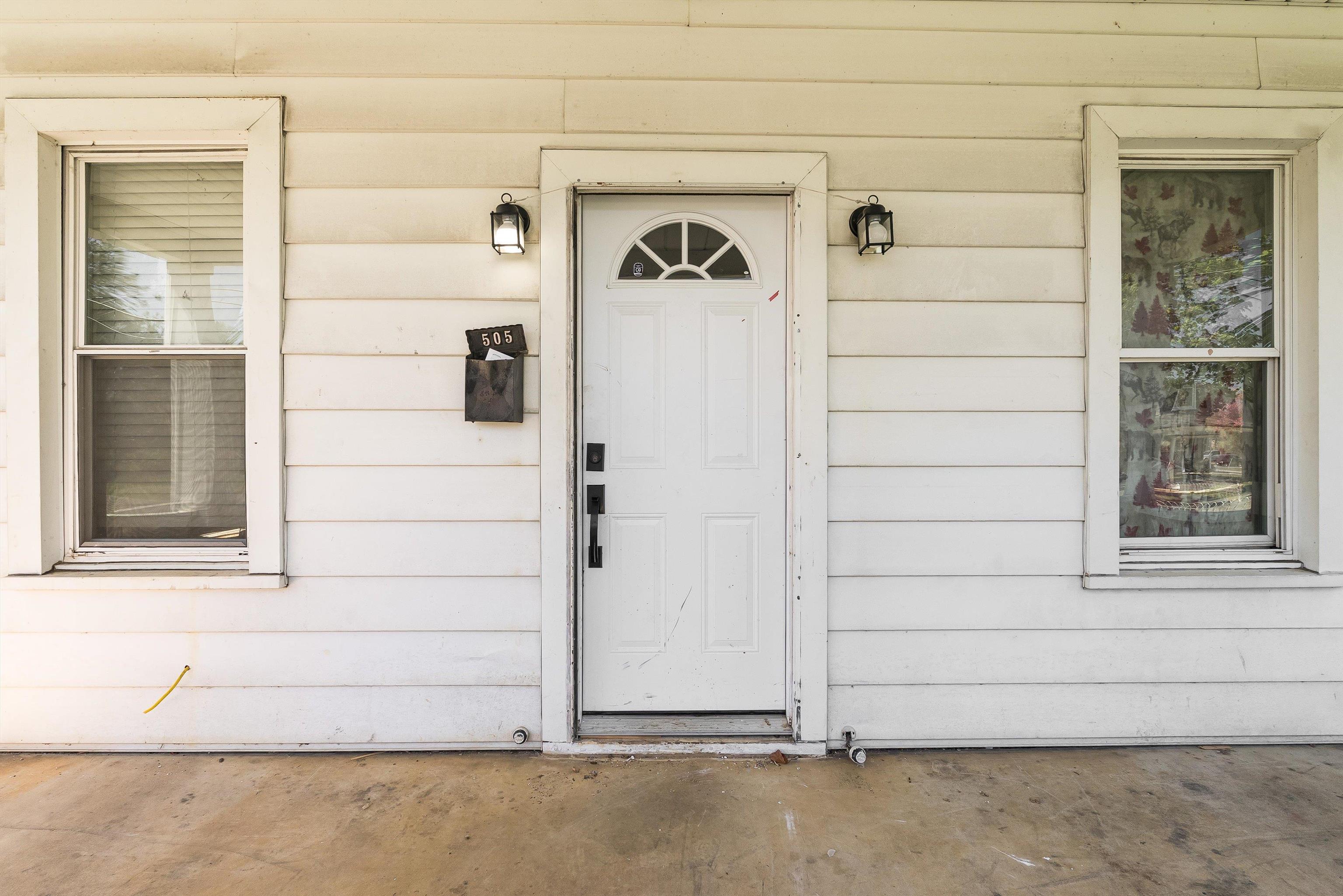 505 EIGHTH ST, SHENANDOAH, Virginia 22849, 2 Bedrooms Bedrooms, ,1 BathroomBathrooms,Residential,505 EIGHTH ST,675609 MLS # 675609