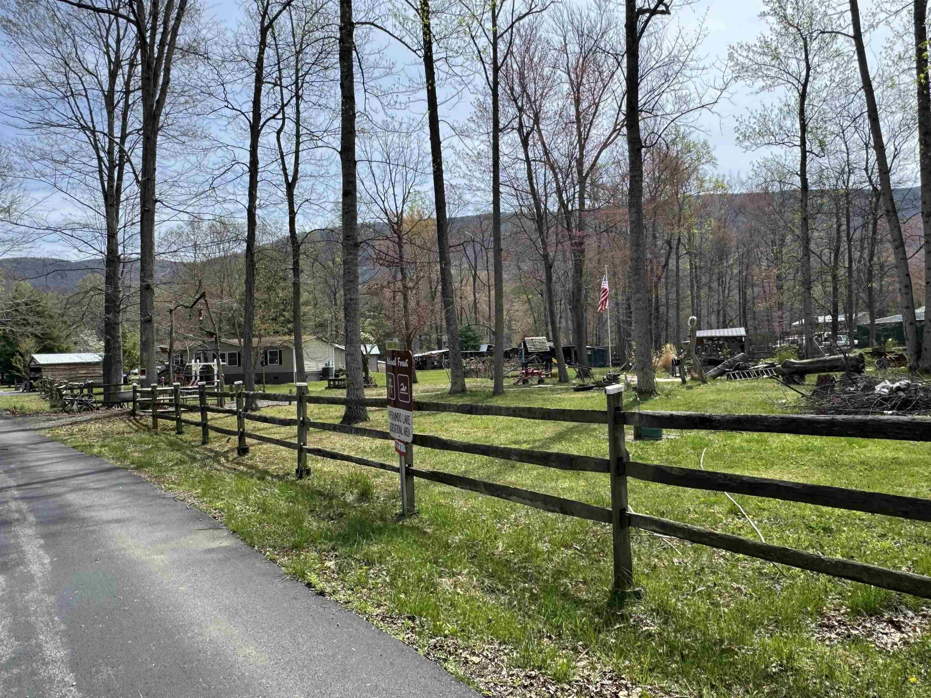 67 BOTTOM LN, LYNDHURST, Virginia 22952, 3 Bedrooms Bedrooms, ,2 BathroomsBathrooms,Residential,67 BOTTOM LN,675613 MLS # 675613