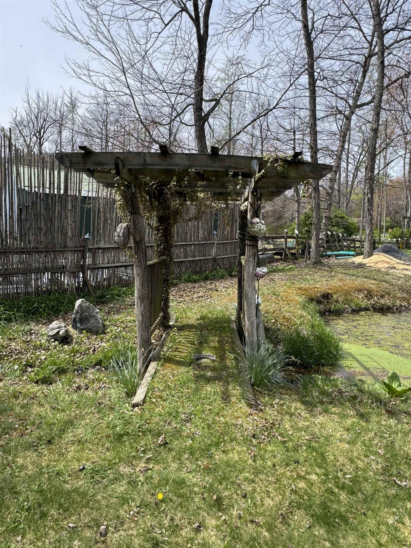 67 BOTTOM LN, LYNDHURST, Virginia 22952, 3 Bedrooms Bedrooms, ,2 BathroomsBathrooms,Residential,67 BOTTOM LN,675613 MLS # 675613