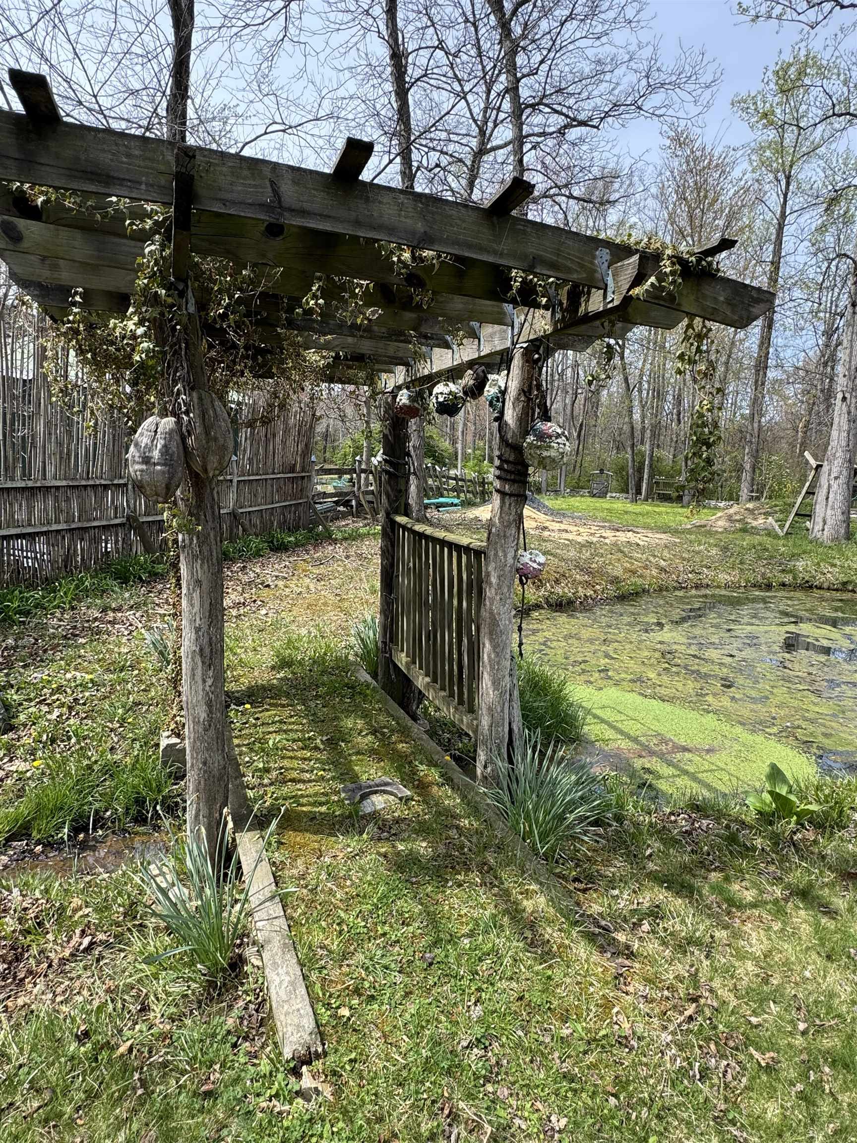 67 BOTTOM LN, LYNDHURST, Virginia 22952, 3 Bedrooms Bedrooms, ,2 BathroomsBathrooms,Residential,67 BOTTOM LN,675613 MLS # 675613