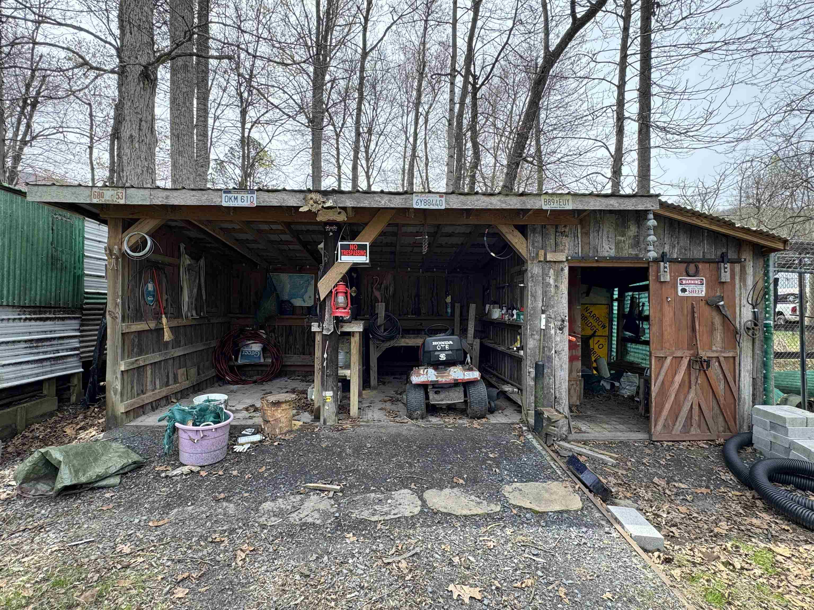 67 BOTTOM LN, LYNDHURST, Virginia 22952, 3 Bedrooms Bedrooms, ,2 BathroomsBathrooms,Residential,67 BOTTOM LN,675613 MLS # 675613