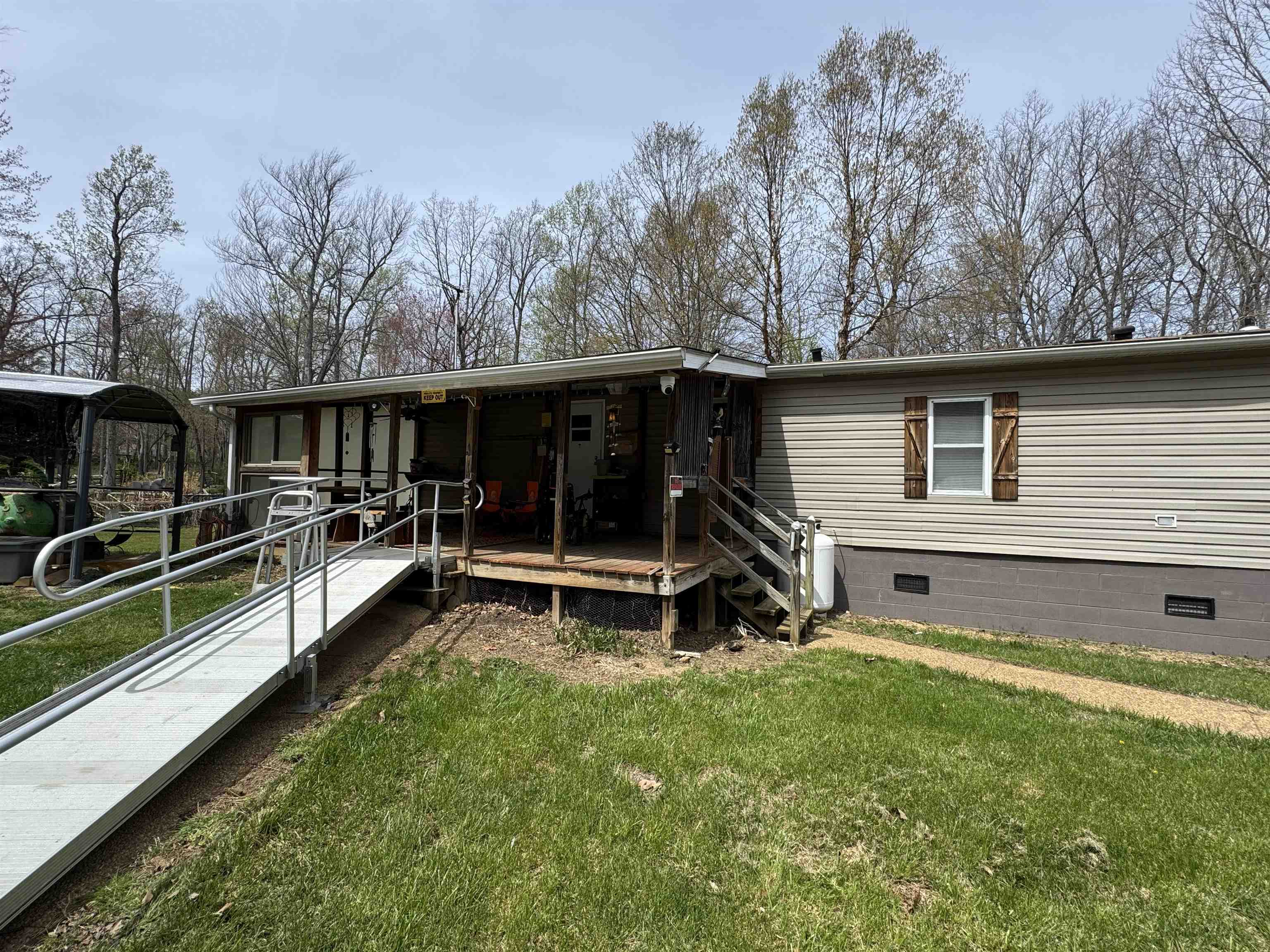 67 BOTTOM LN, LYNDHURST, Virginia 22952, 3 Bedrooms Bedrooms, ,2 BathroomsBathrooms,Residential,67 BOTTOM LN,675613 MLS # 675613