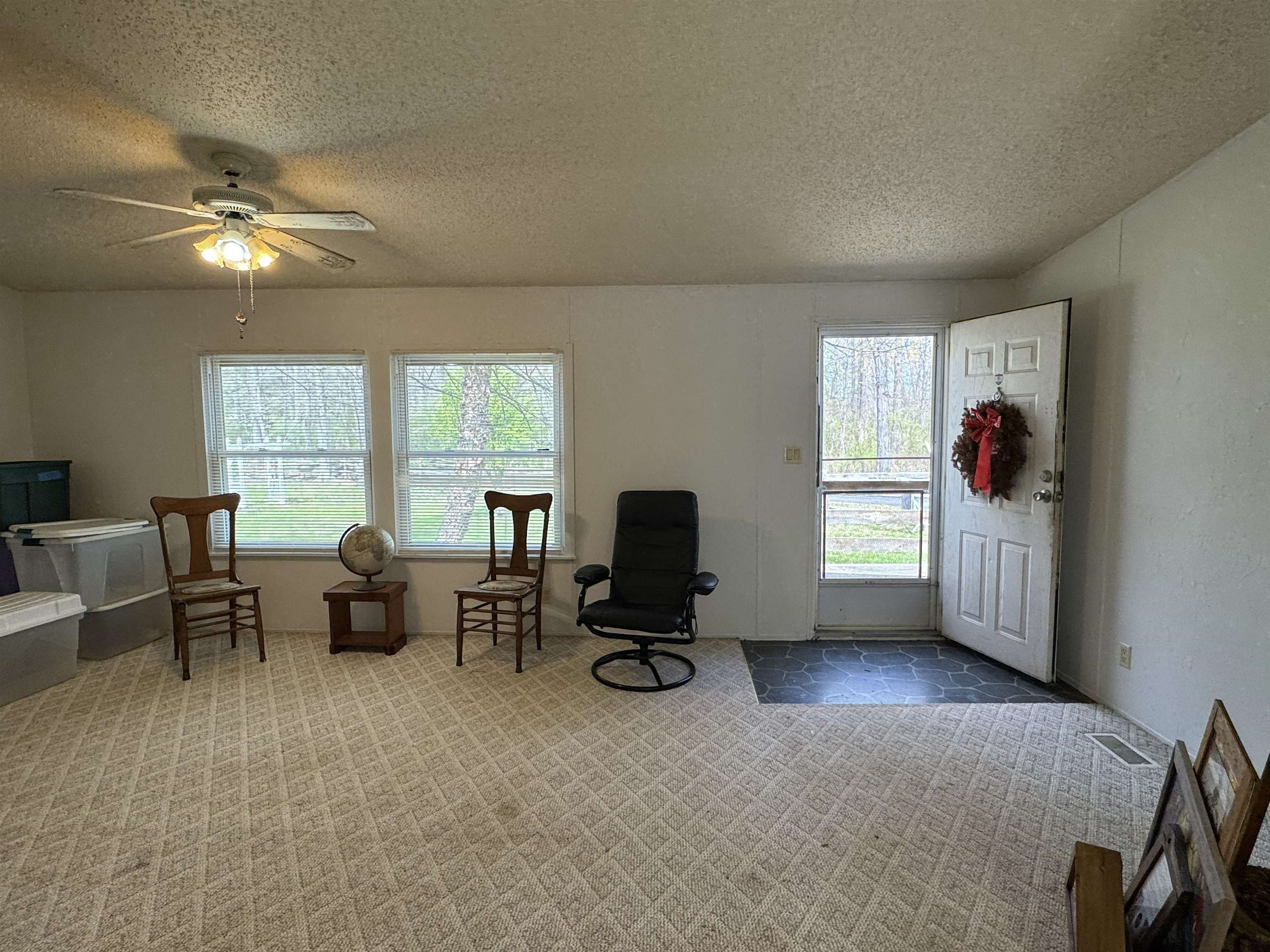 67 BOTTOM LN, LYNDHURST, Virginia 22952, 3 Bedrooms Bedrooms, ,2 BathroomsBathrooms,Residential,67 BOTTOM LN,675613 MLS # 675613