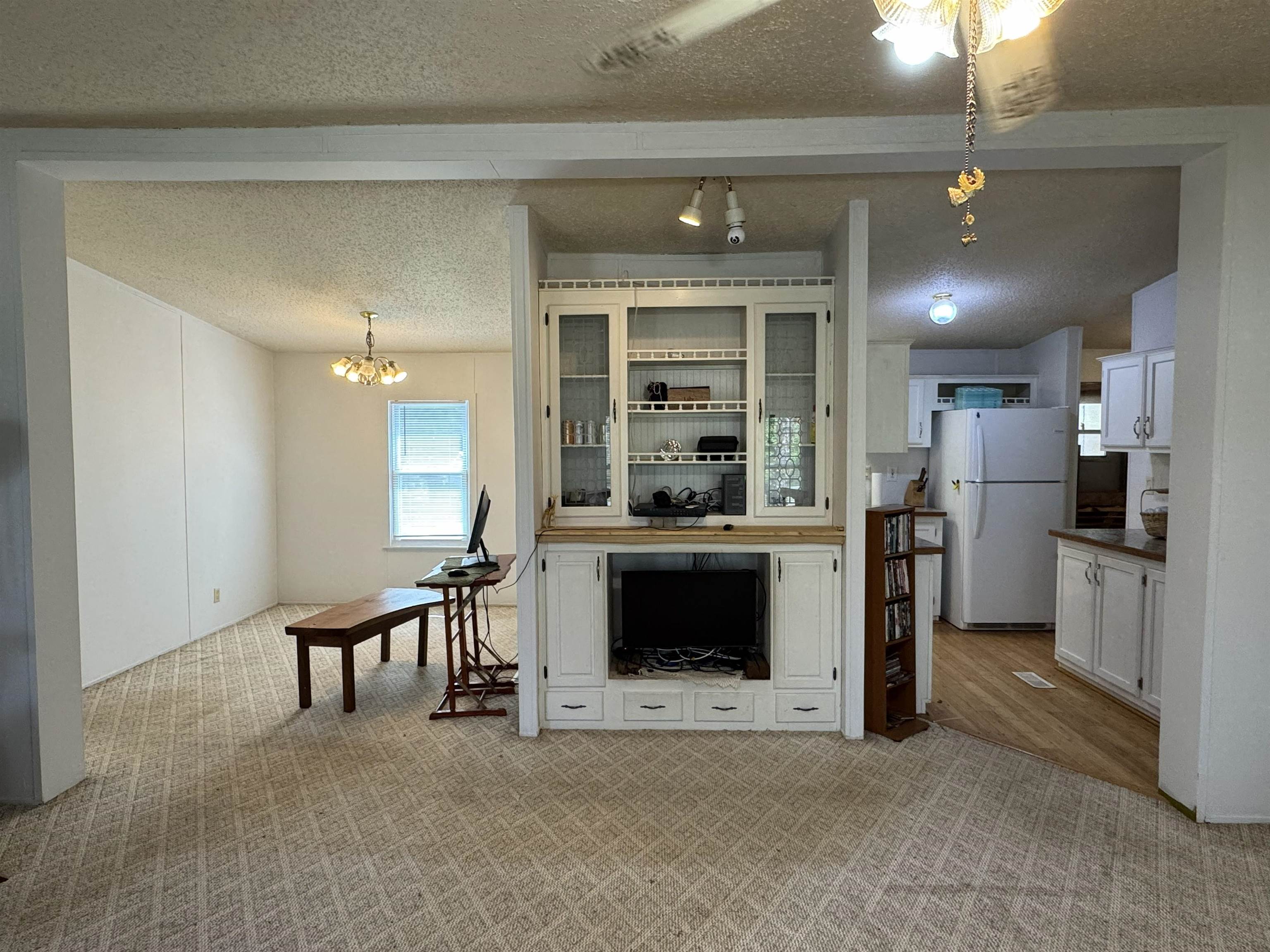 67 BOTTOM LN, LYNDHURST, Virginia 22952, 3 Bedrooms Bedrooms, ,2 BathroomsBathrooms,Residential,67 BOTTOM LN,675613 MLS # 675613