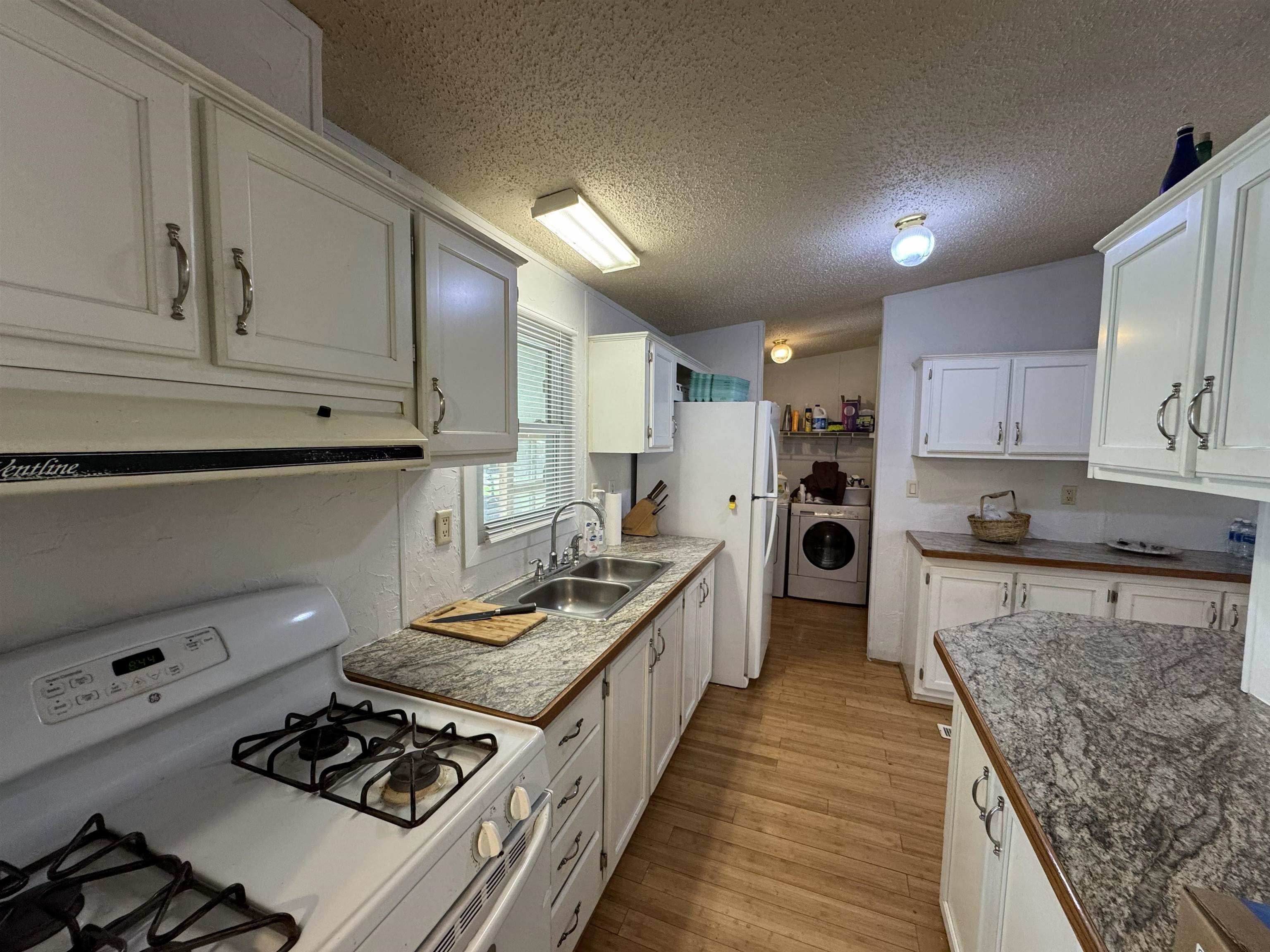 67 BOTTOM LN, LYNDHURST, Virginia 22952, 3 Bedrooms Bedrooms, ,2 BathroomsBathrooms,Residential,67 BOTTOM LN,675613 MLS # 675613