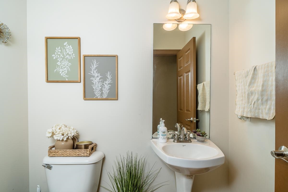 86 MEADOW GLEN DR, STAUNTON, Virginia 24401, 4 Bedrooms Bedrooms, ,2 BathroomsBathrooms,Residential,86 MEADOW GLEN DR,675618 MLS # 675618