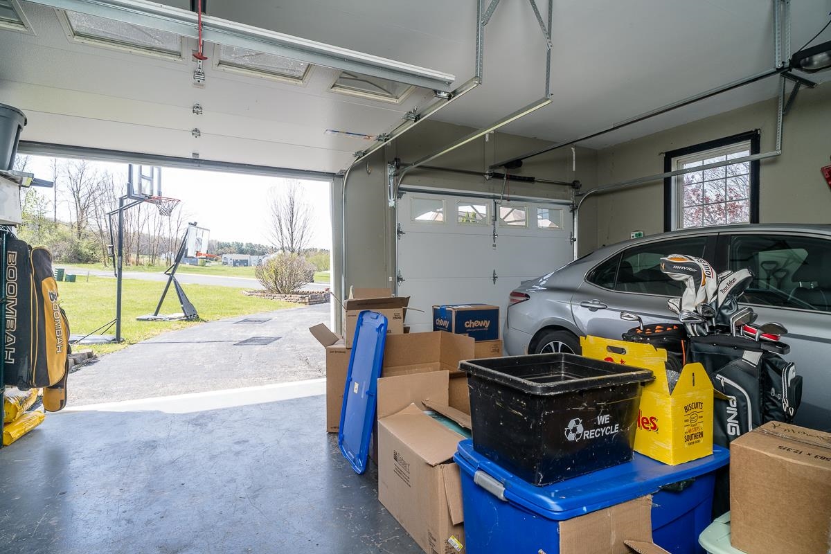 86 MEADOW GLEN DR, STAUNTON, Virginia 24401, 4 Bedrooms Bedrooms, ,2 BathroomsBathrooms,Residential,86 MEADOW GLEN DR,675618 MLS # 675618