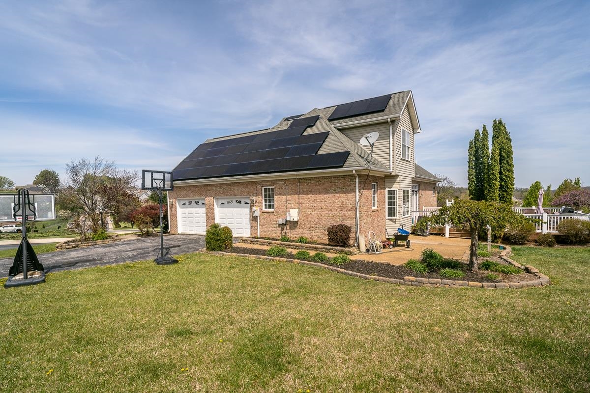 86 MEADOW GLEN DR, STAUNTON, Virginia 24401, 4 Bedrooms Bedrooms, ,2 BathroomsBathrooms,Residential,86 MEADOW GLEN DR,675618 MLS # 675618