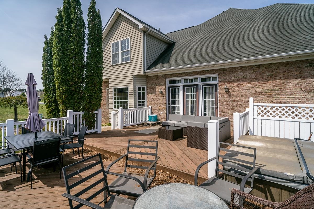 86 MEADOW GLEN DR, STAUNTON, Virginia 24401, 4 Bedrooms Bedrooms, ,2 BathroomsBathrooms,Residential,86 MEADOW GLEN DR,675618 MLS # 675618