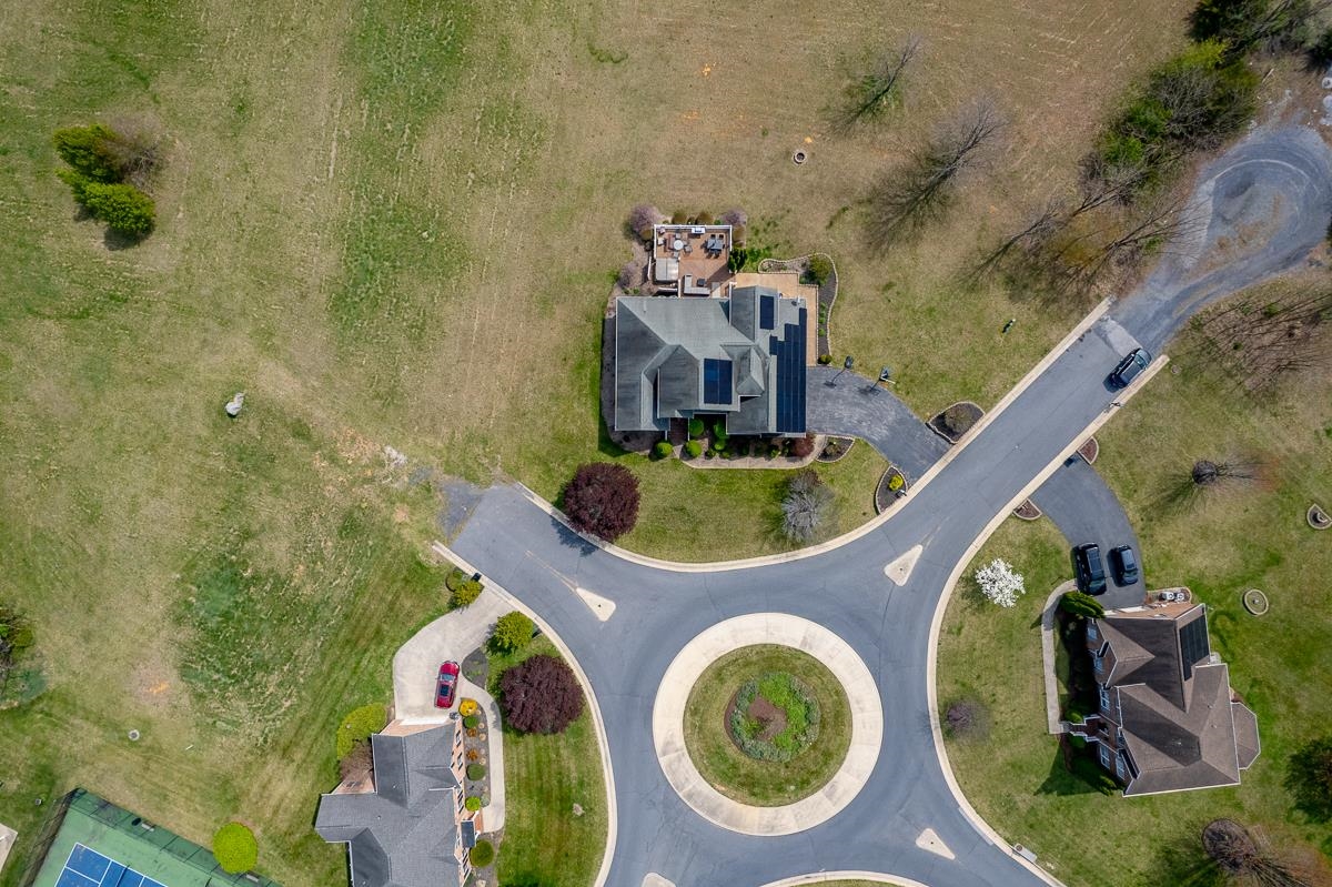 86 MEADOW GLEN DR, STAUNTON, Virginia 24401, 4 Bedrooms Bedrooms, ,2 BathroomsBathrooms,Residential,86 MEADOW GLEN DR,675618 MLS # 675618