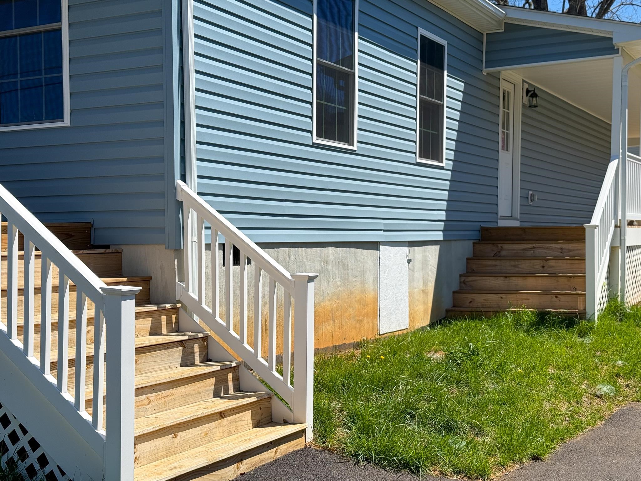 515 GRUBERT AVE, STAUNTON, Virginia 24401, 3 Bedrooms Bedrooms, ,2 BathroomsBathrooms,Residential,515 GRUBERT AVE,675619 MLS # 675619