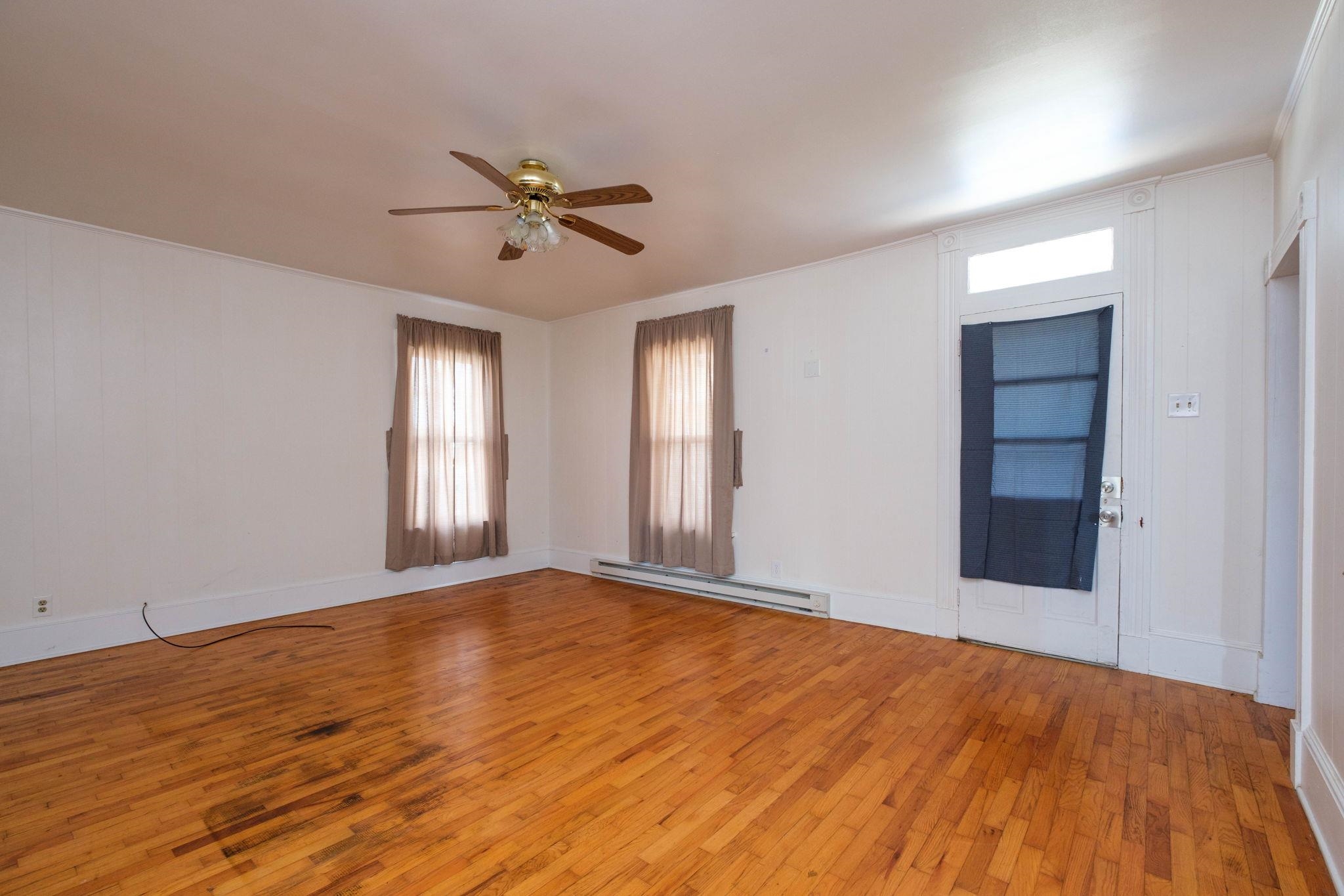 111 CENTER ST, EDINBURG, Virginia 22824, ,Residential,111 CENTER ST,675638 MLS # 675638 111 CENTER ST, EDINBURG, Virginia 22824, ,Residential,111 CENTER ST,675638 MLS # 675638