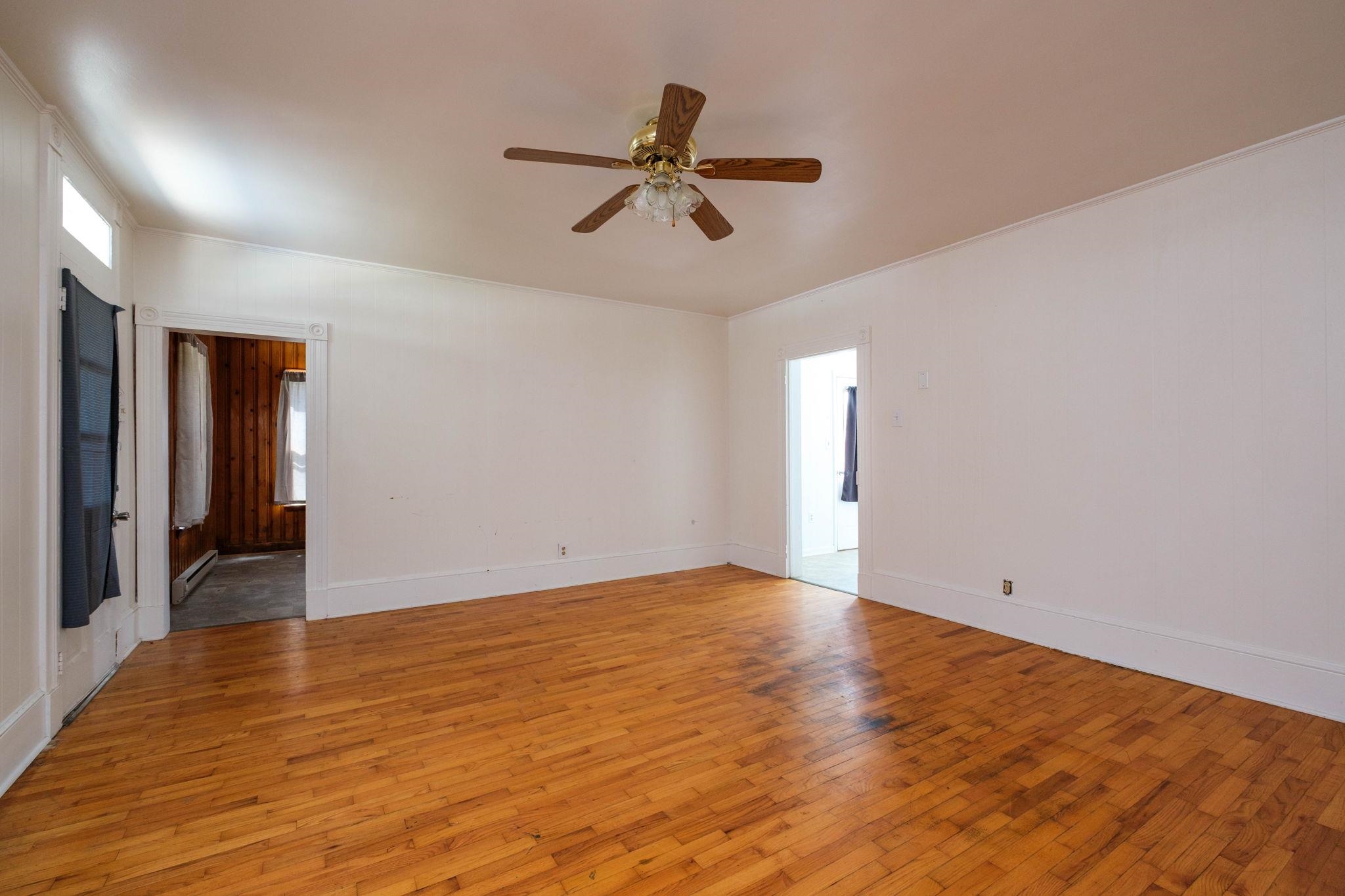 111 CENTER ST, EDINBURG, Virginia 22824, ,Residential,111 CENTER ST,675638 MLS # 675638 111 CENTER ST, EDINBURG, Virginia 22824, ,Residential,111 CENTER ST,675638 MLS # 675638