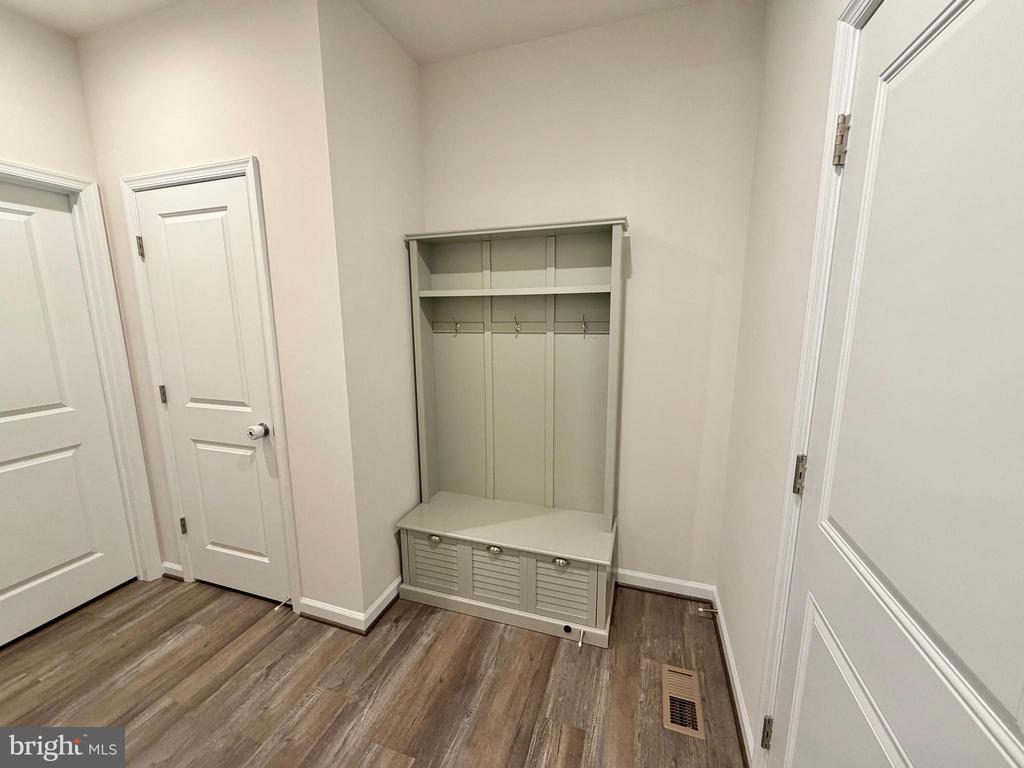 8028 ASHFORD DR, FREDERICKSBURG, Virginia 22407, 4 Bedrooms Bedrooms, ,2 BathroomsBathrooms,Residential,8028 ASHFORD DR,VASP2038168 MLS # VASP2038168