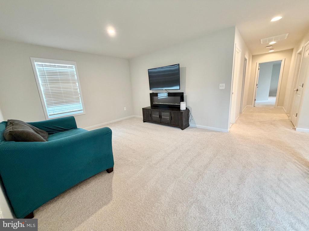 8028 ASHFORD DR, FREDERICKSBURG, Virginia 22407, 4 Bedrooms Bedrooms, ,2 BathroomsBathrooms,Residential,8028 ASHFORD DR,VASP2038168 MLS # VASP2038168