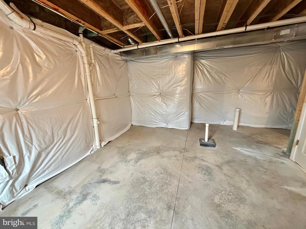 8028 ASHFORD DR, FREDERICKSBURG, Virginia 22407, 4 Bedrooms Bedrooms, ,2 BathroomsBathrooms,Residential,8028 ASHFORD DR,VASP2038168 MLS # VASP2038168