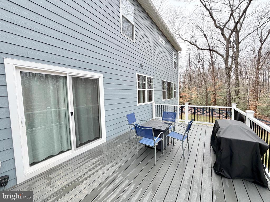 8028 ASHFORD DR, FREDERICKSBURG, Virginia 22407, 4 Bedrooms Bedrooms, ,2 BathroomsBathrooms,Residential,8028 ASHFORD DR,VASP2038168 MLS # VASP2038168