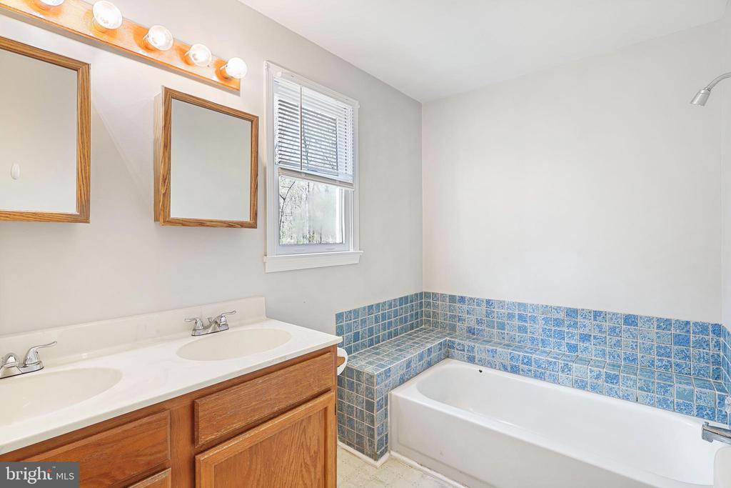 15366 BLACK HILL RD, RIXEYVILLE, Virginia 22737, 3 Bedrooms Bedrooms, ,2 BathroomsBathrooms,Residential,15366 BLACK HILL RD,VACU2012266 MLS # VACU2012266