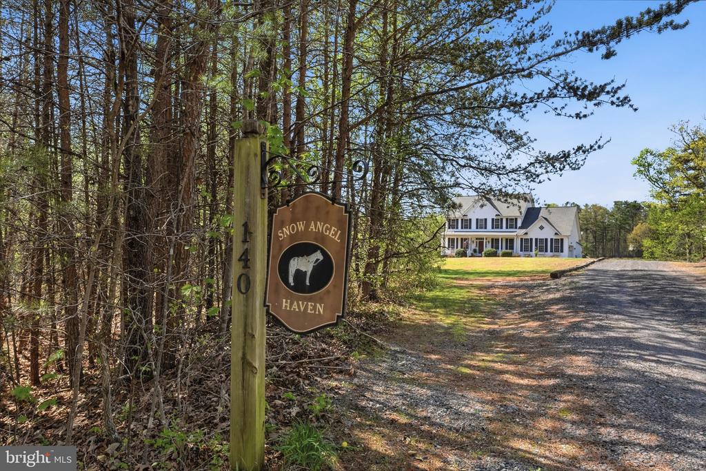 140 WOODS RIDGE LN, REVA, Virginia 22735, 4 Bedrooms Bedrooms, ,2 BathroomsBathrooms,Residential,140 WOODS RIDGE LN,VAMA2002648 MLS # VAMA2002648