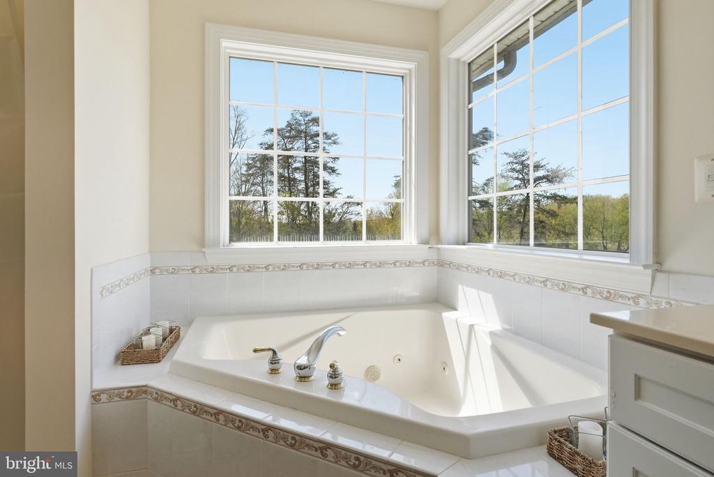 140 WOODS RIDGE LN, REVA, Virginia 22735, 4 Bedrooms Bedrooms, ,2 BathroomsBathrooms,Residential,140 WOODS RIDGE LN,VAMA2002648 MLS # VAMA2002648