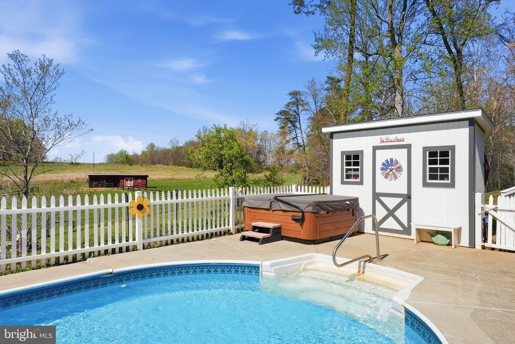 140 WOODS RIDGE LN, REVA, Virginia 22735, 4 Bedrooms Bedrooms, ,2 BathroomsBathrooms,Residential,140 WOODS RIDGE LN,VAMA2002648 MLS # VAMA2002648