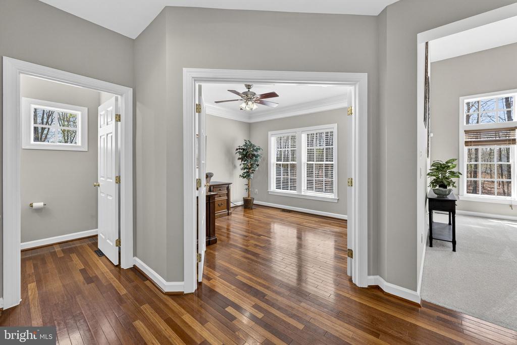 6358 BARN OWL CT, WARRENTON, Virginia, 5 Bedrooms Bedrooms, ,4 BathroomsBathrooms,Residential,6358 BARN OWL CT,VAFQ2021048 MLS # VAFQ2021048