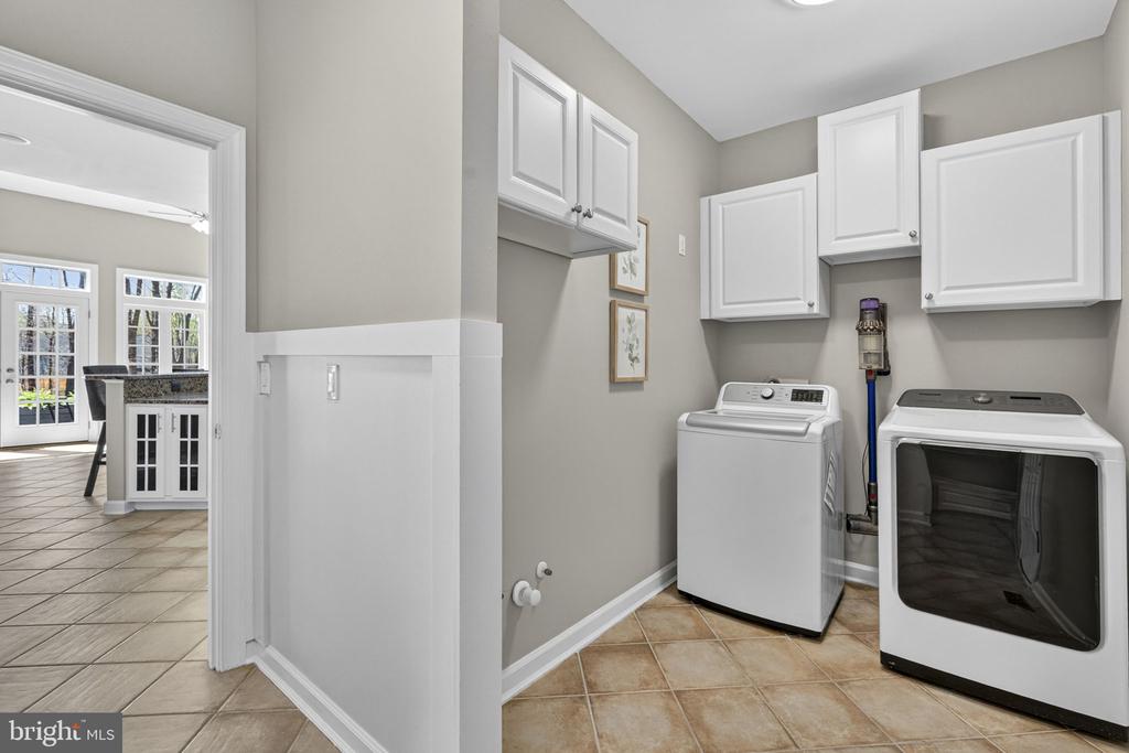 6358 BARN OWL CT, WARRENTON, Virginia, 5 Bedrooms Bedrooms, ,4 BathroomsBathrooms,Residential,6358 BARN OWL CT,VAFQ2021048 MLS # VAFQ2021048