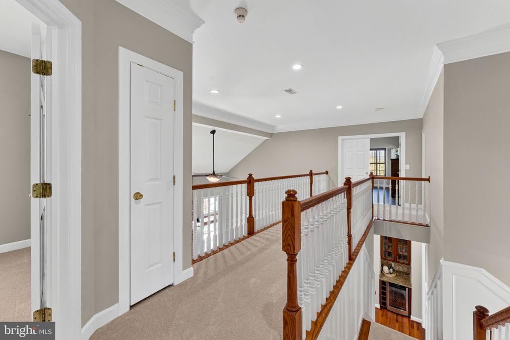 6358 BARN OWL CT, WARRENTON, Virginia, 5 Bedrooms Bedrooms, ,4 BathroomsBathrooms,Residential,6358 BARN OWL CT,VAFQ2021048 MLS # VAFQ2021048