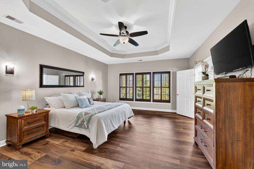 6358 BARN OWL CT, WARRENTON, Virginia, 5 Bedrooms Bedrooms, ,4 BathroomsBathrooms,Residential,6358 BARN OWL CT,VAFQ2021048 MLS # VAFQ2021048