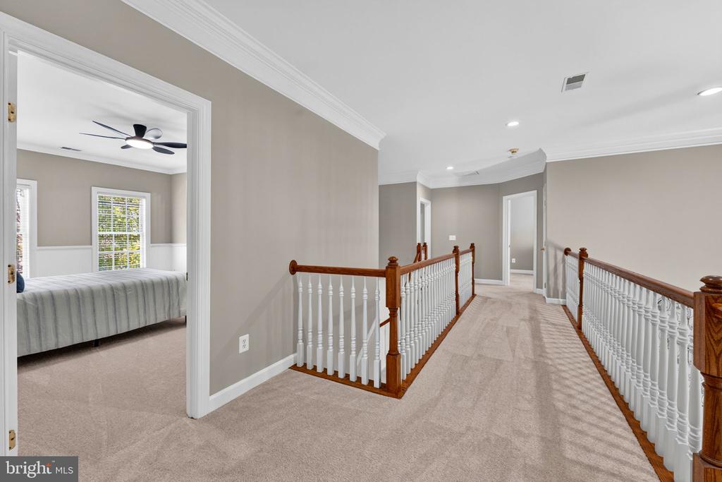 6358 BARN OWL CT, WARRENTON, Virginia, 5 Bedrooms Bedrooms, ,4 BathroomsBathrooms,Residential,6358 BARN OWL CT,VAFQ2021048 MLS # VAFQ2021048