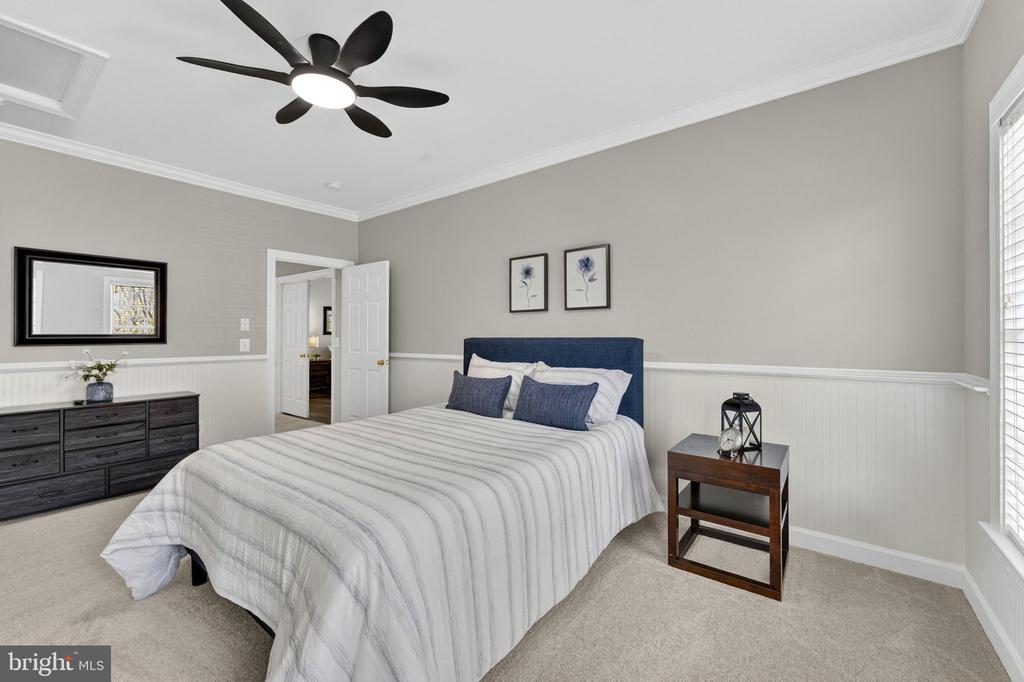 6358 BARN OWL CT, WARRENTON, Virginia, 5 Bedrooms Bedrooms, ,4 BathroomsBathrooms,Residential,6358 BARN OWL CT,VAFQ2021048 MLS # VAFQ2021048