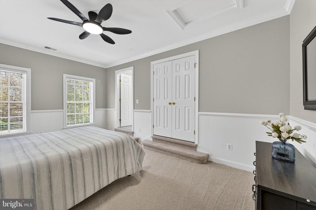 6358 BARN OWL CT, WARRENTON, Virginia, 5 Bedrooms Bedrooms, ,4 BathroomsBathrooms,Residential,6358 BARN OWL CT,VAFQ2021048 MLS # VAFQ2021048