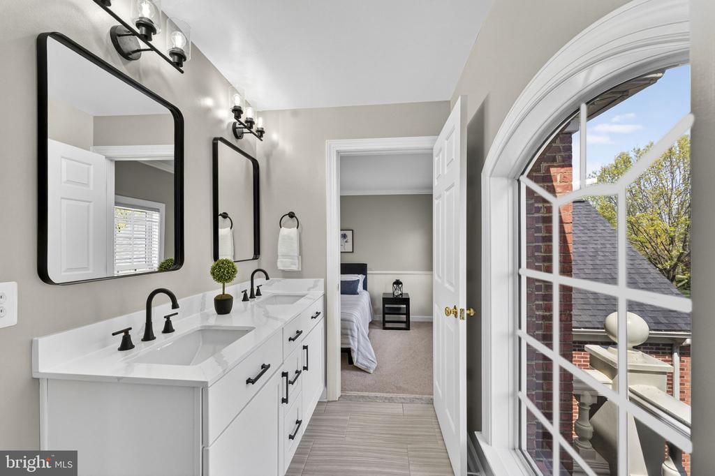 6358 BARN OWL CT, WARRENTON, Virginia, 5 Bedrooms Bedrooms, ,4 BathroomsBathrooms,Residential,6358 BARN OWL CT,VAFQ2021048 MLS # VAFQ2021048