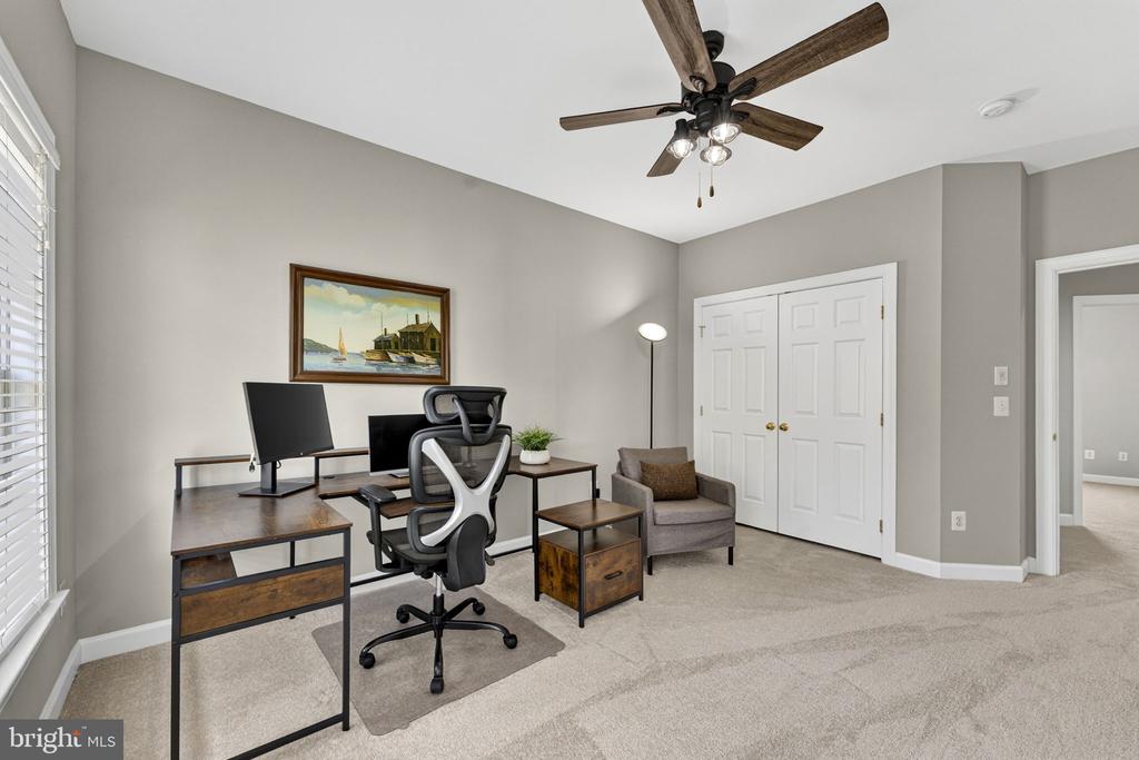 6358 BARN OWL CT, WARRENTON, Virginia, 5 Bedrooms Bedrooms, ,4 BathroomsBathrooms,Residential,6358 BARN OWL CT,VAFQ2021048 MLS # VAFQ2021048