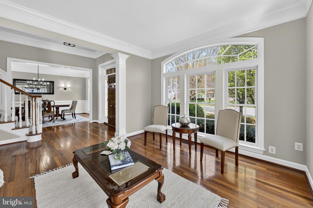 6358 BARN OWL CT, WARRENTON, Virginia, 5 Bedrooms Bedrooms, ,4 BathroomsBathrooms,Residential,6358 BARN OWL CT,VAFQ2021048 MLS # VAFQ2021048