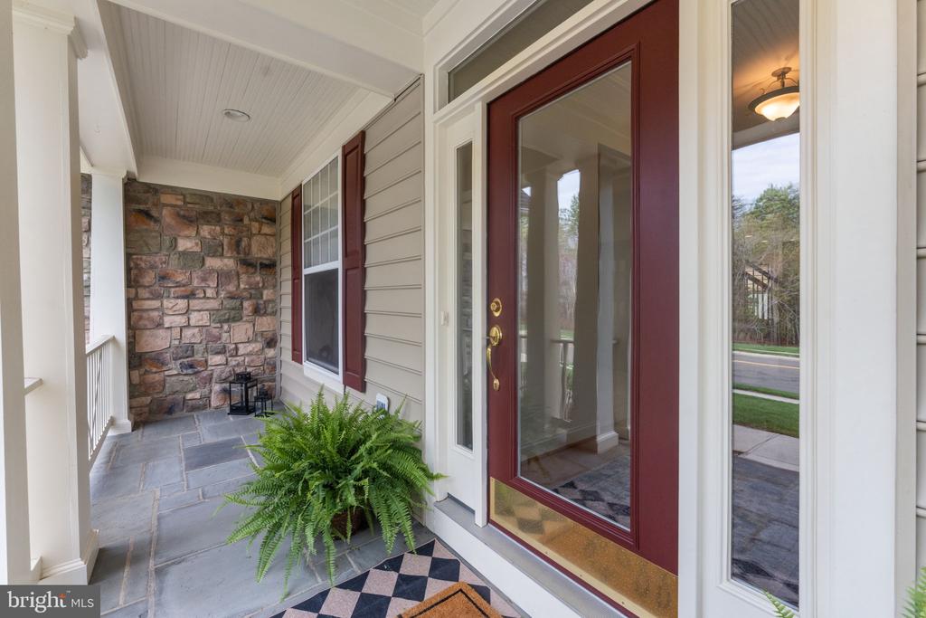 4045 CRAY DR, WARRENTON, Virginia, 5 Bedrooms Bedrooms, ,4 BathroomsBathrooms,Residential,4045 CRAY DR,VAFQ2021070 MLS # VAFQ2021070