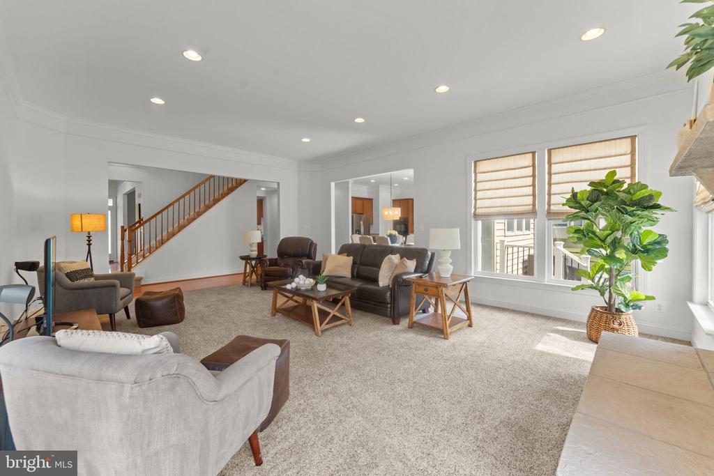 4045 CRAY DR, WARRENTON, Virginia, 5 Bedrooms Bedrooms, ,4 BathroomsBathrooms,Residential,4045 CRAY DR,VAFQ2021070 MLS # VAFQ2021070