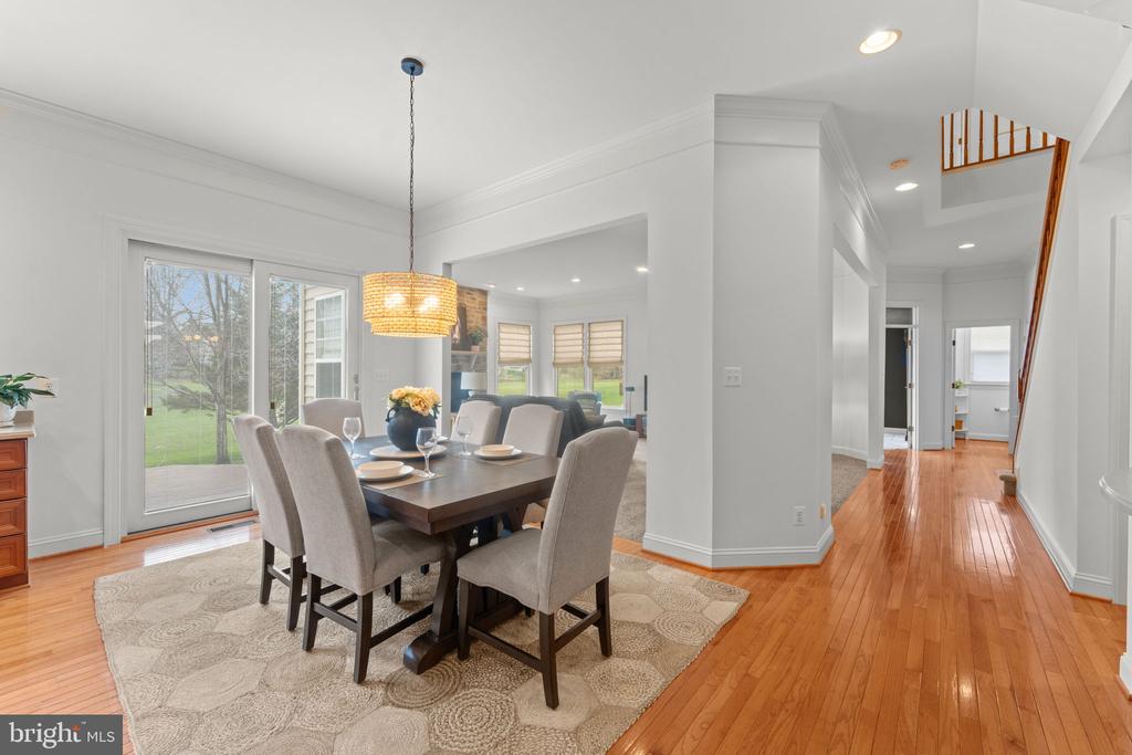 4045 CRAY DR, WARRENTON, Virginia, 5 Bedrooms Bedrooms, ,4 BathroomsBathrooms,Residential,4045 CRAY DR,VAFQ2021070 MLS # VAFQ2021070